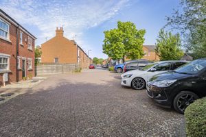 Photo 16- click for photo gallery